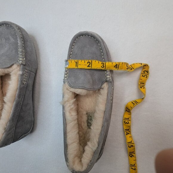 Ugg Ansley Light Grey Gray Shearling Lined Moccasin Shoe English & Arabic - Picture 14 of 14